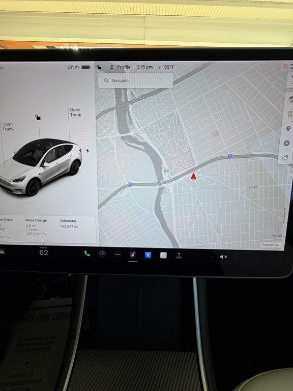 Tesla Model Y  2021