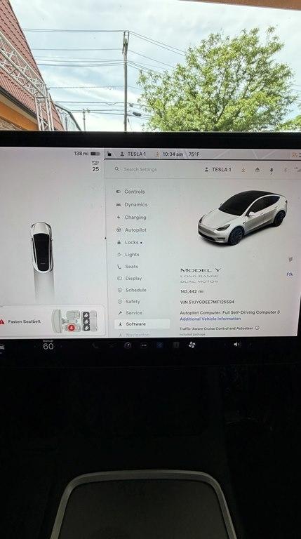 Tesla Model Y  2021
