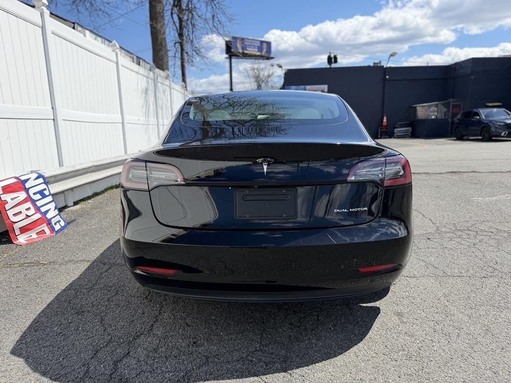 Tesla Model 3  2020
