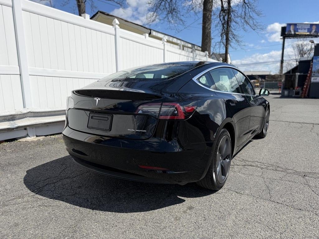 Tesla Model 3  2020