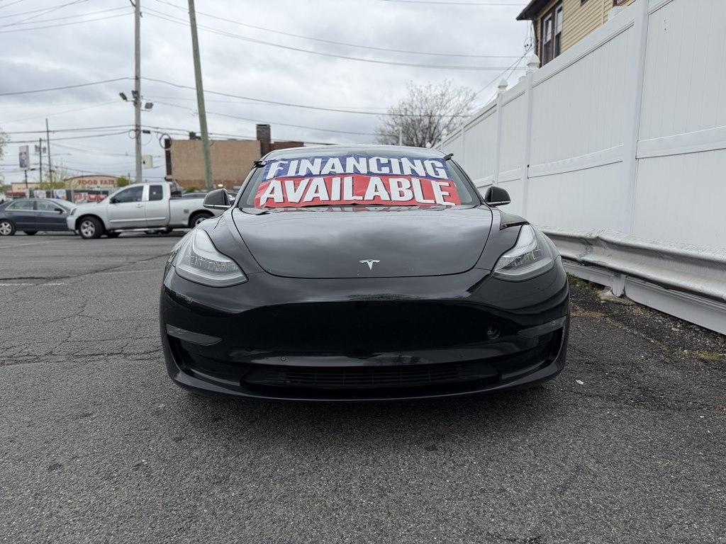 Tesla Model 3  2020