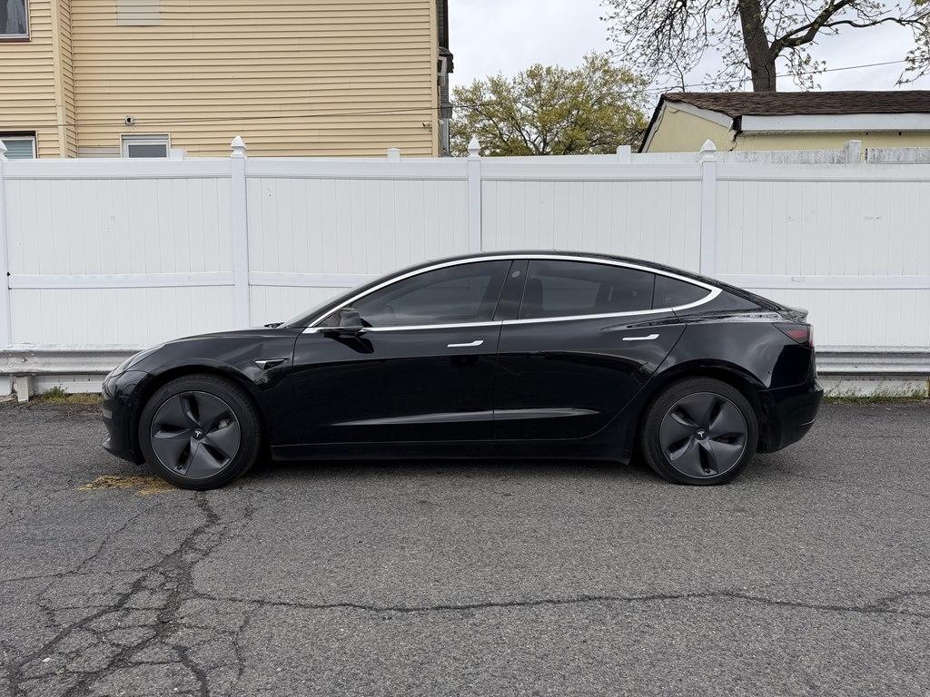 Tesla Model 3  2020