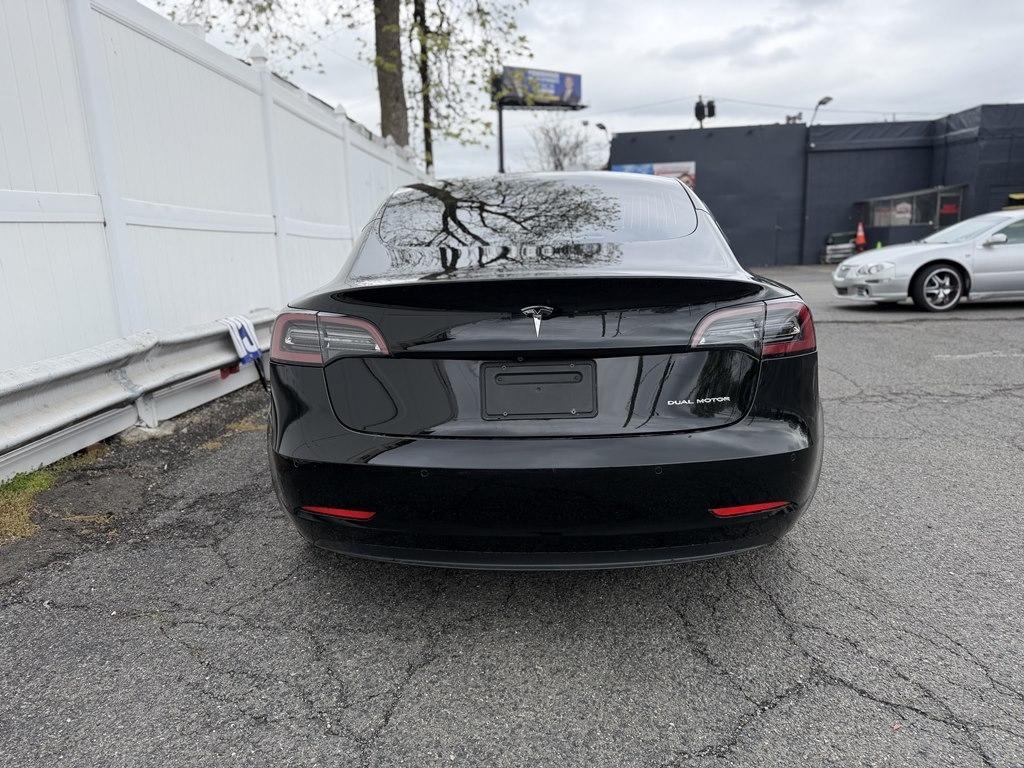 Tesla Model 3  2020
