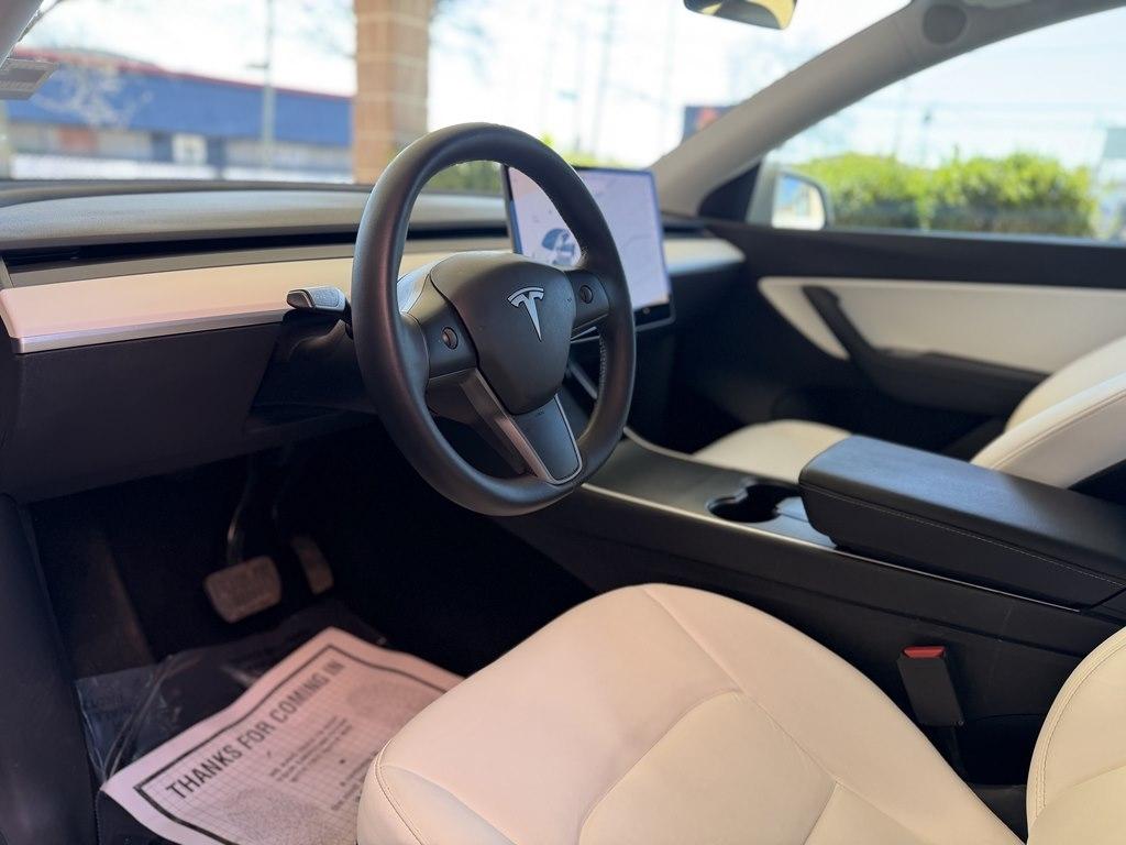 Tesla Model Y  2020