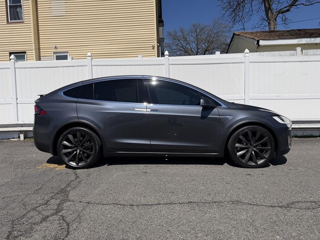Tesla Model X  2016