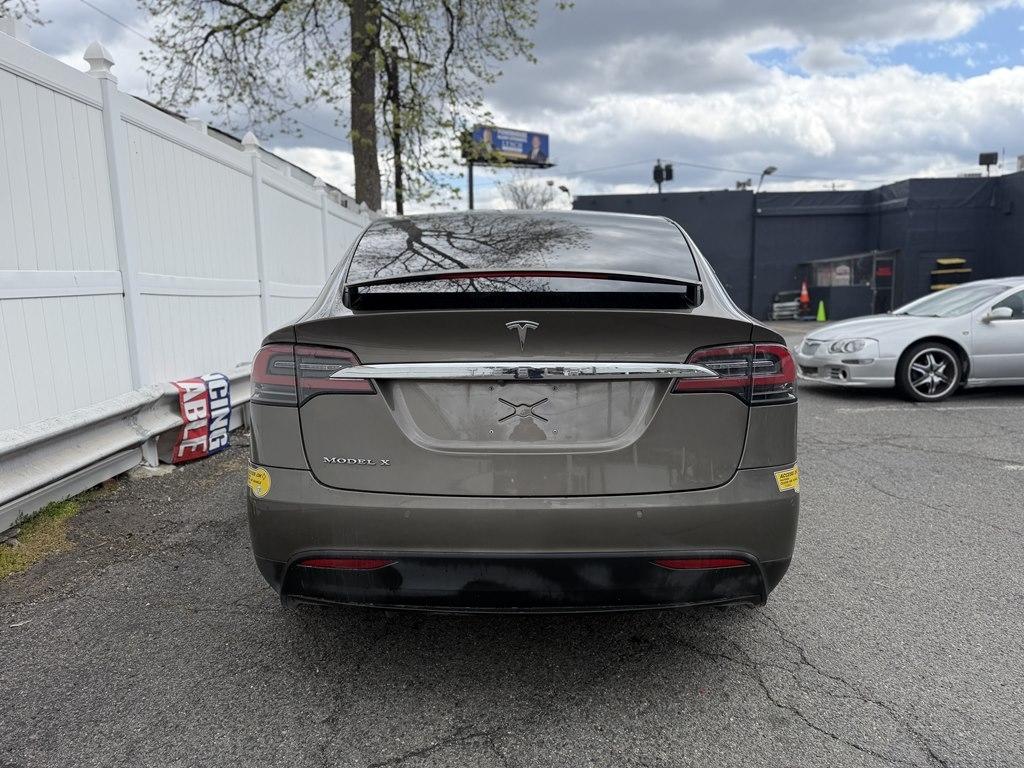 Tesla Model X  2016