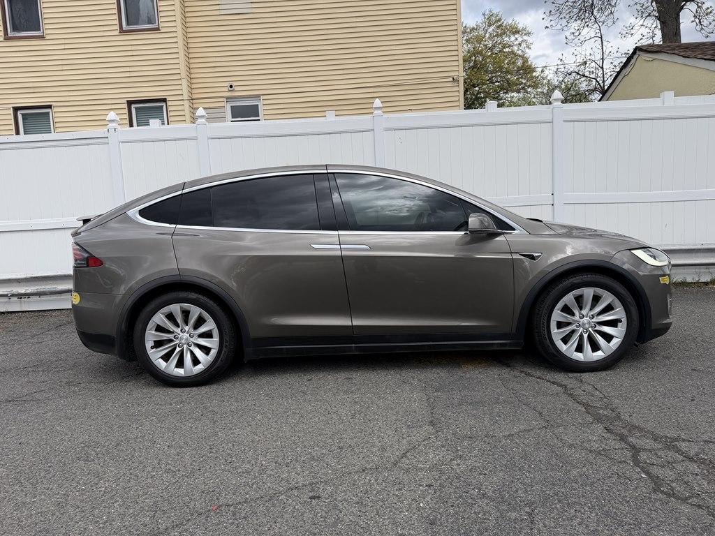 Tesla Model X  2016