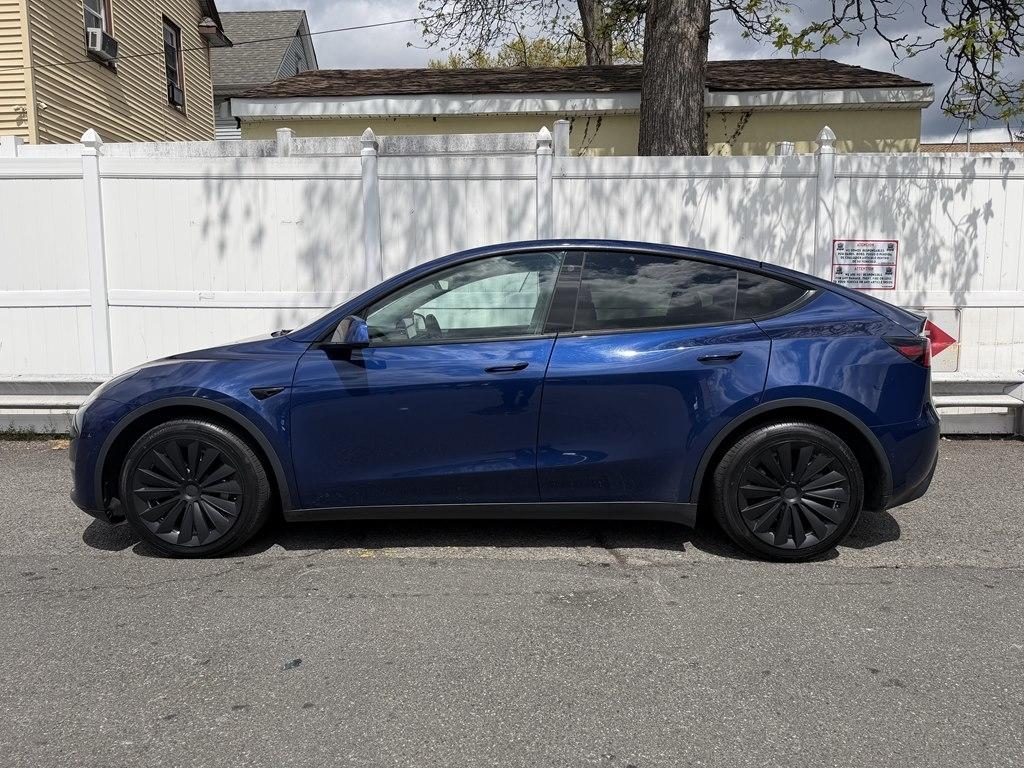Tesla Model Y  2022