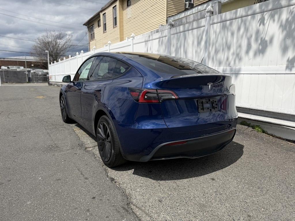 Tesla Model Y  2022