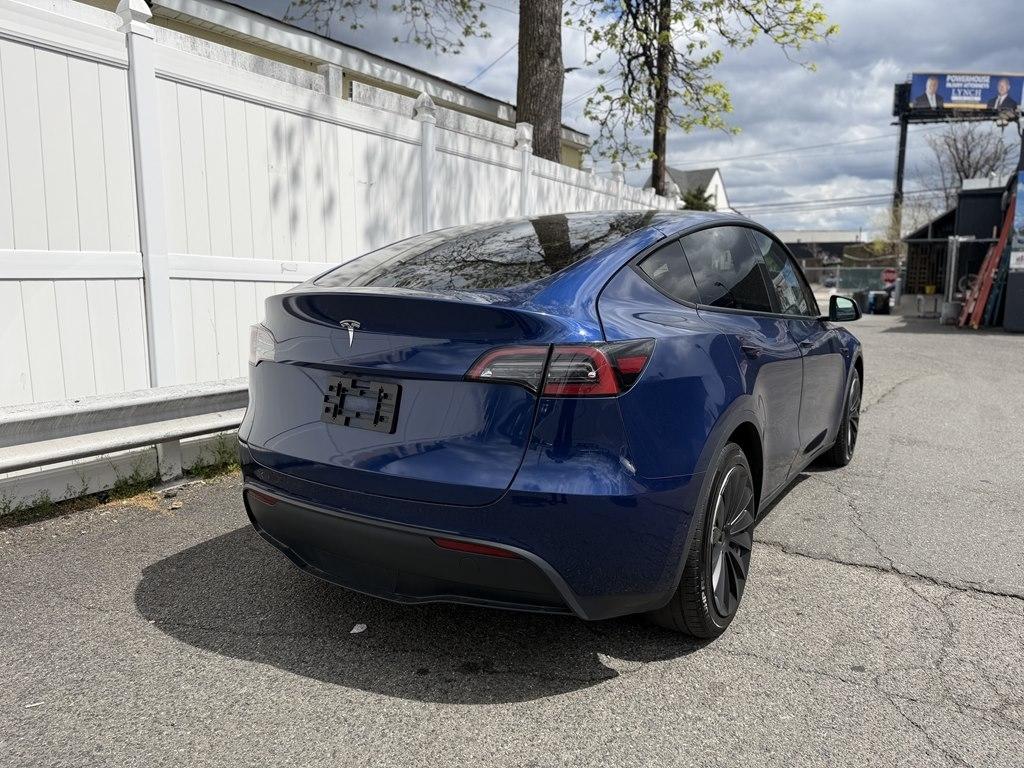 Tesla Model Y  2022