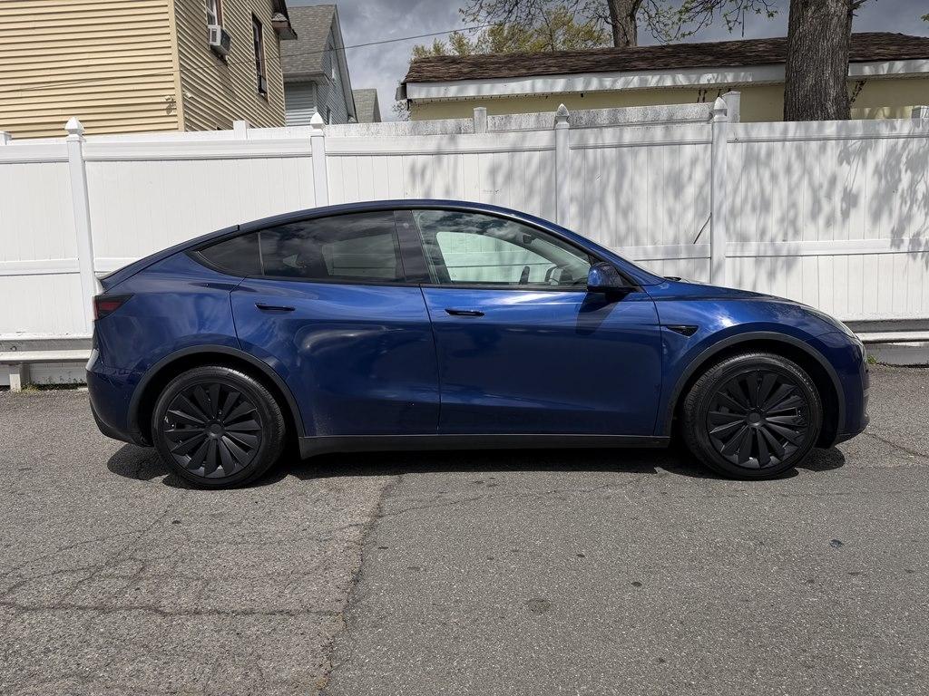 Tesla Model Y  2022