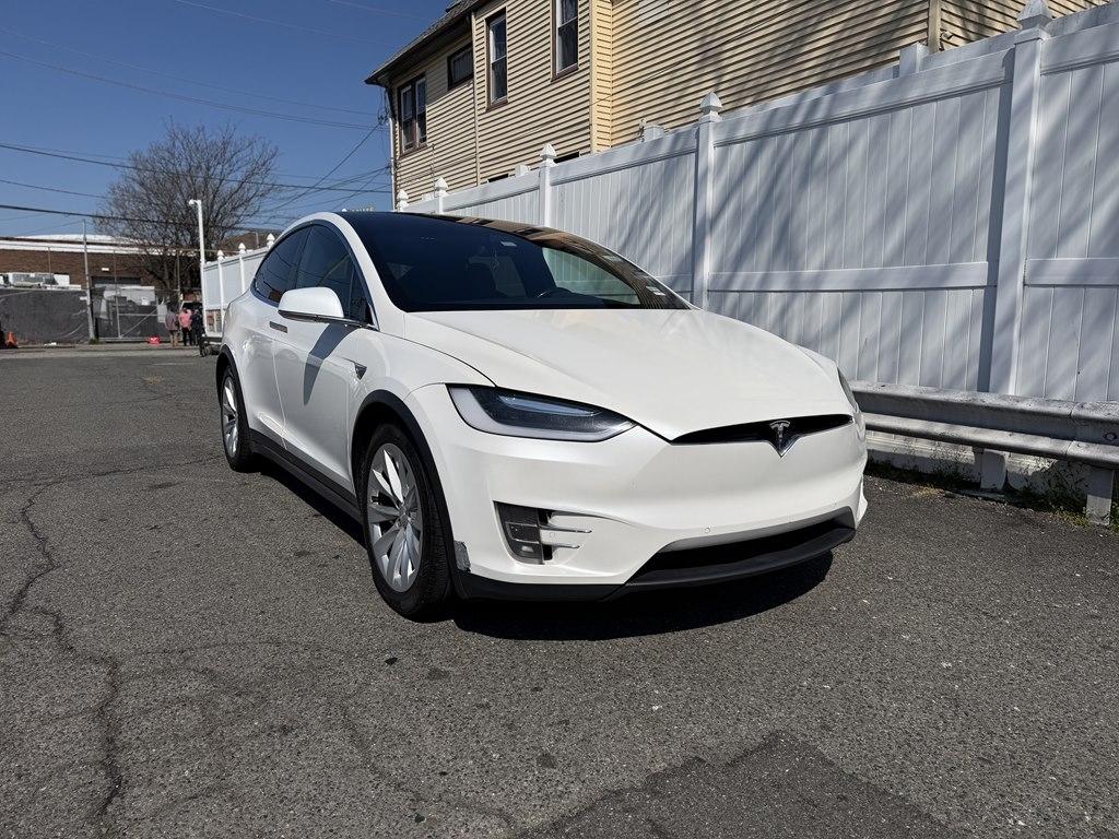 Tesla Model X  2017