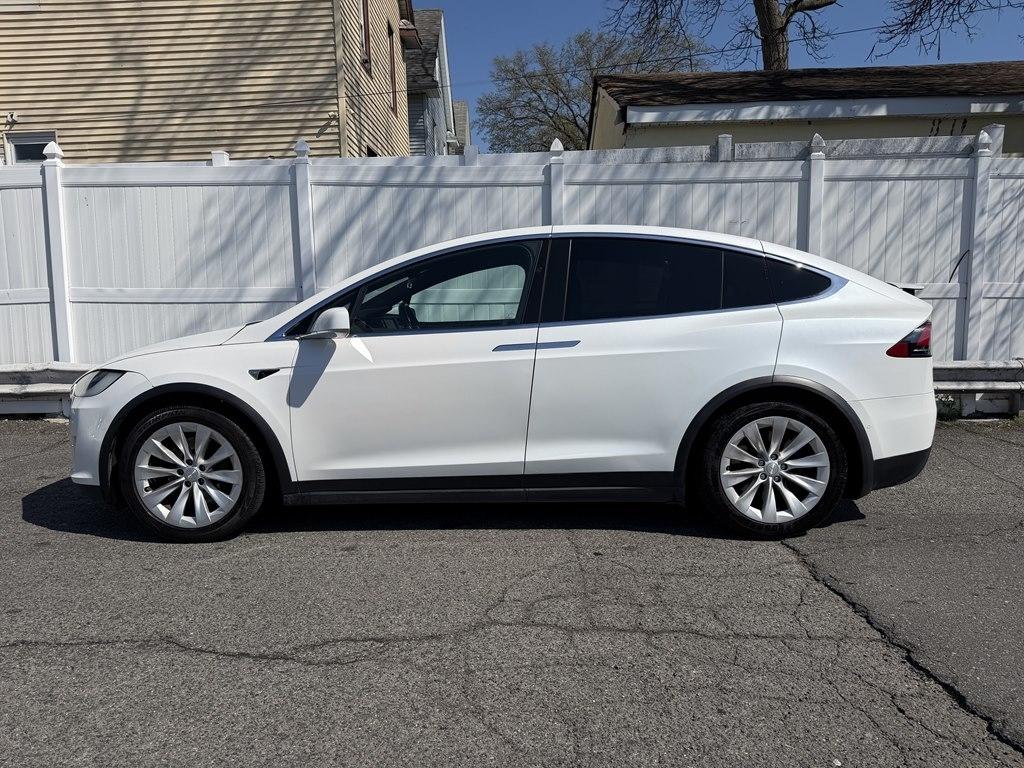 Tesla Model X  2017
