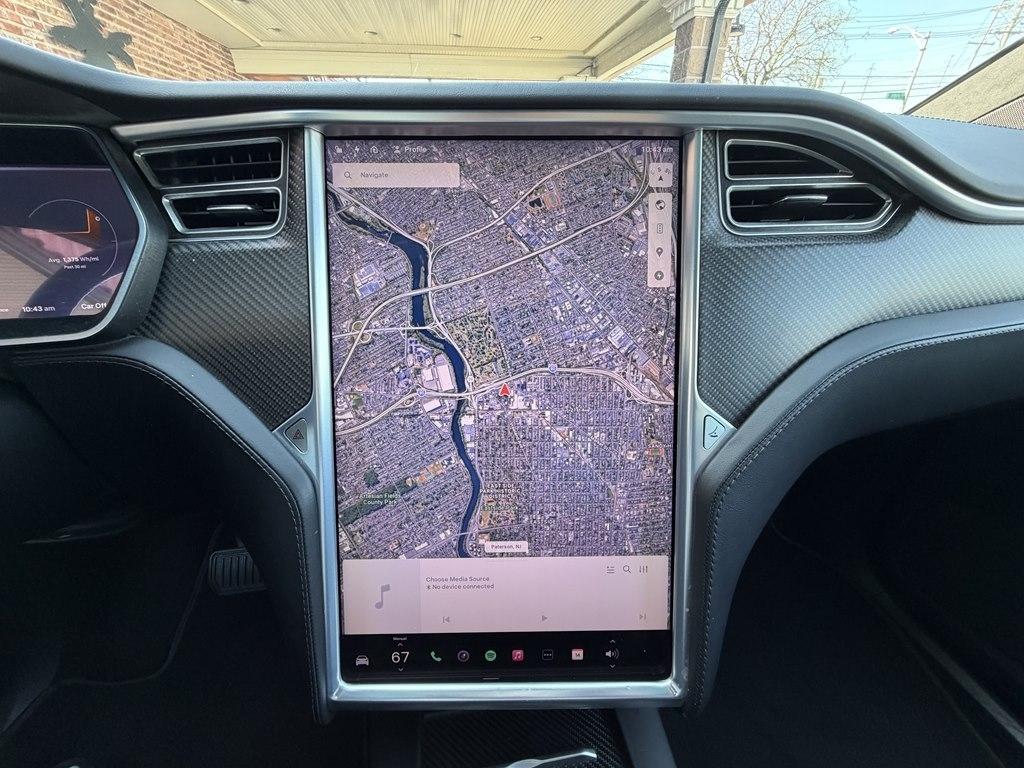 Tesla Model X  2017