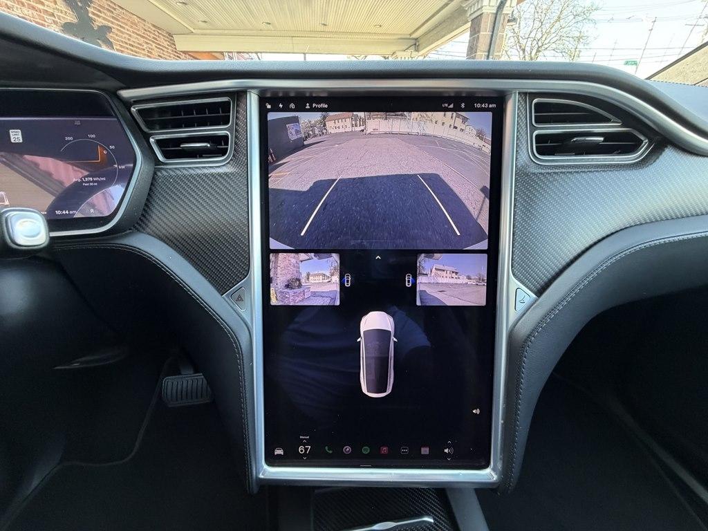 Tesla Model X  2017