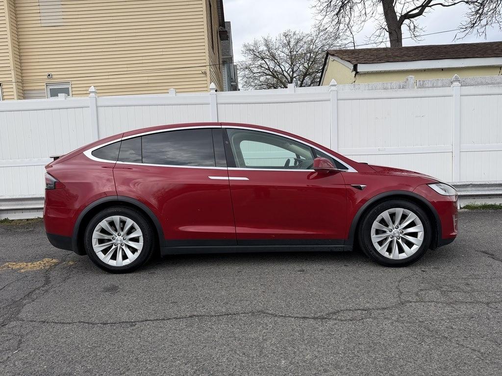 Tesla Model X  2017
