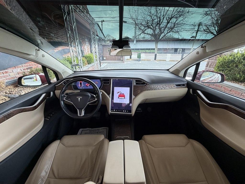 Tesla Model X  2017