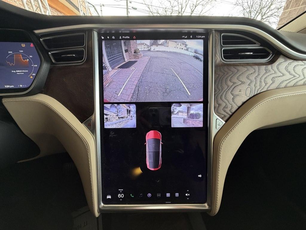 Tesla Model X  2017
