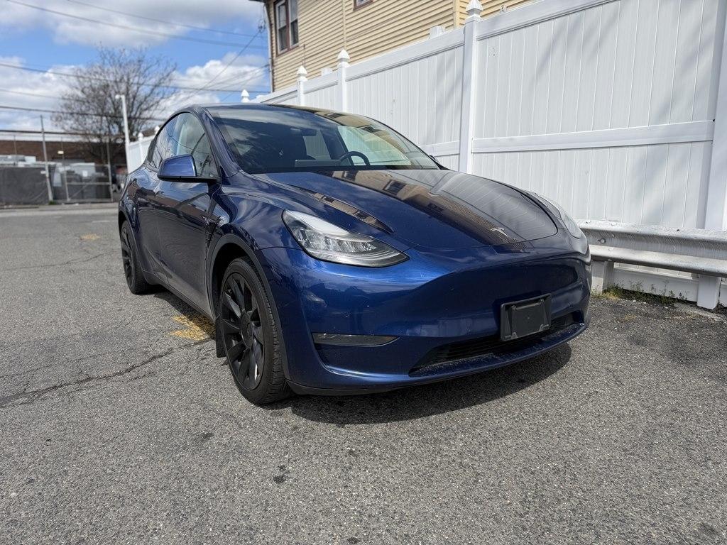 Tesla Model Y  2021