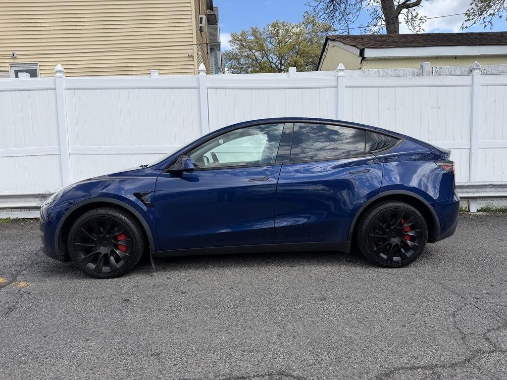 Tesla Model Y  2021