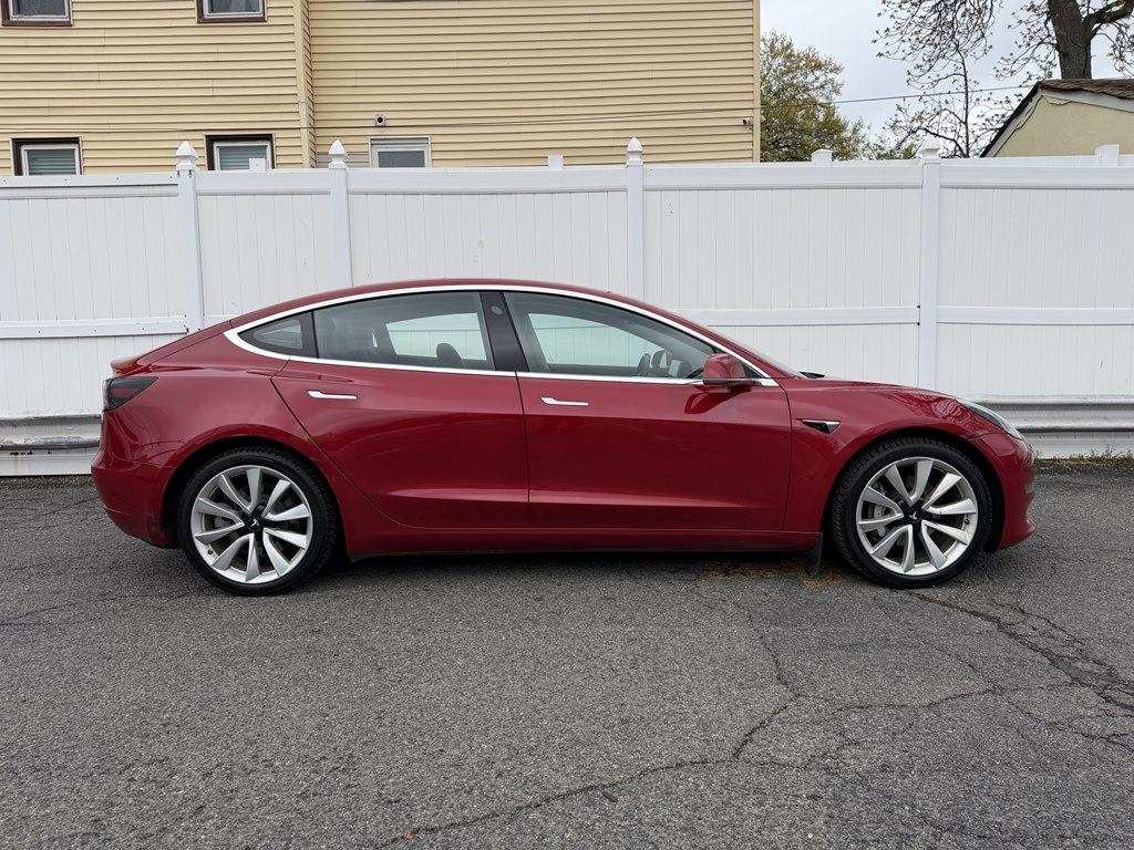 Tesla Model 3  2018