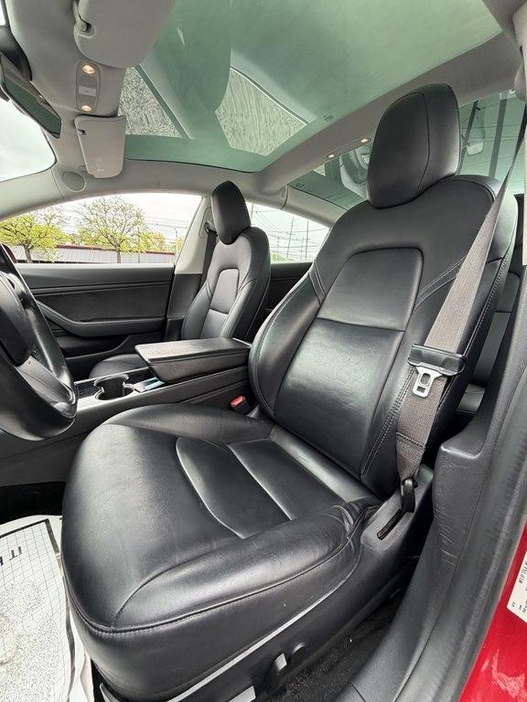 Tesla Model 3  2018