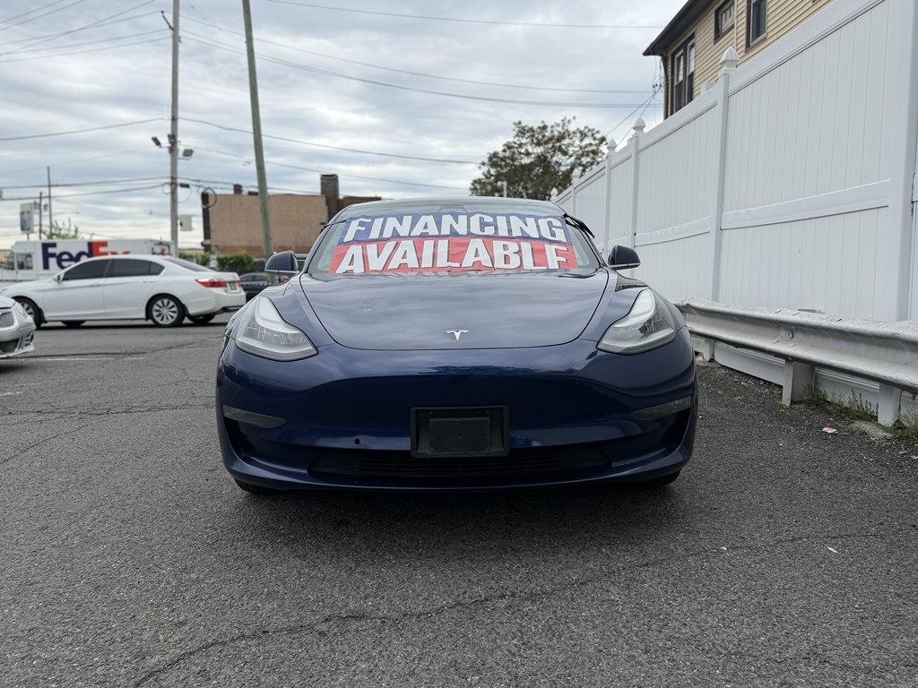 Tesla Model 3  2018