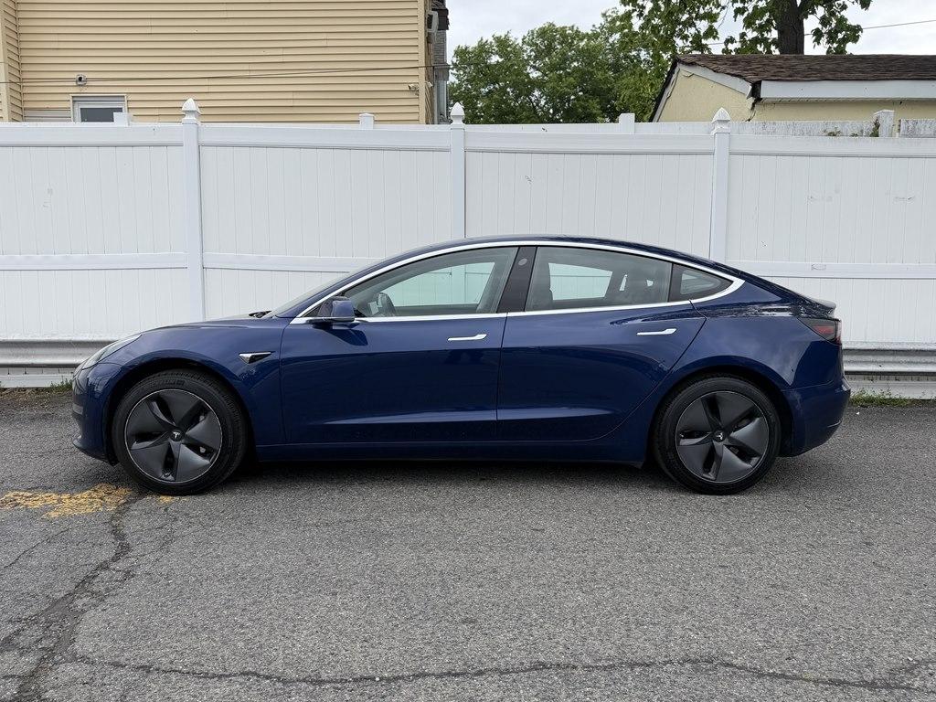 Tesla Model 3  2018