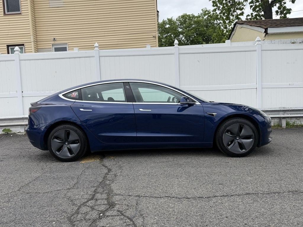 Tesla Model 3  2018