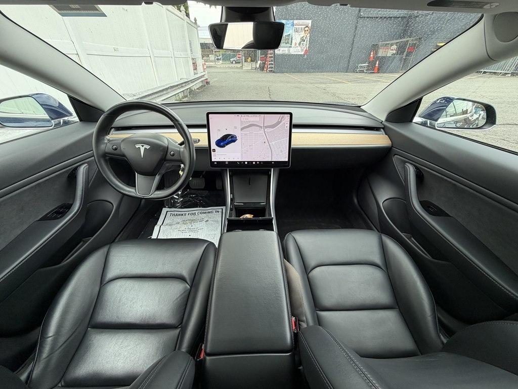 Tesla Model 3  2018