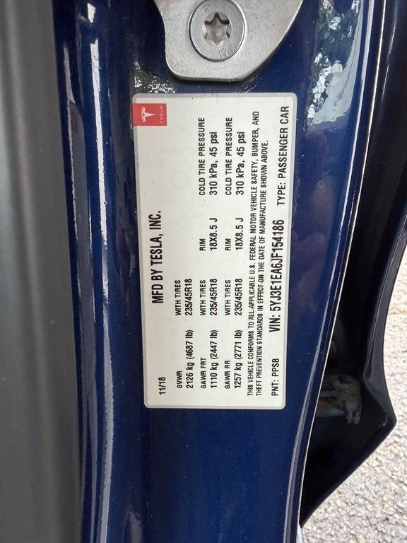Tesla Model 3  2018