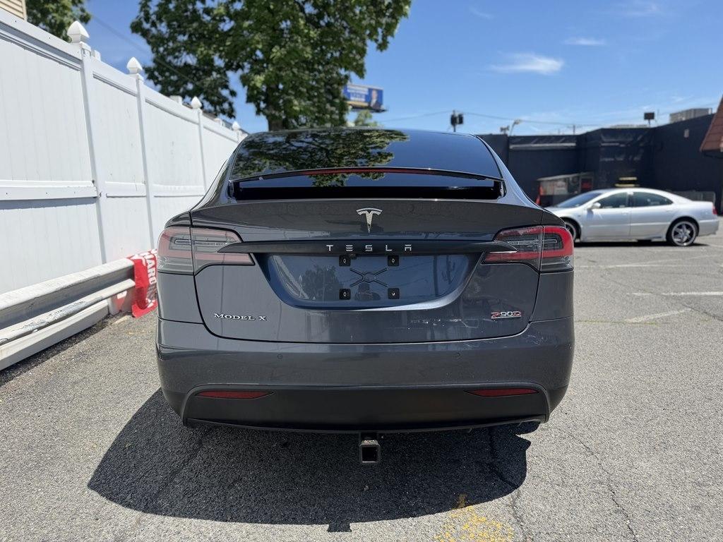 Tesla Model X  2016