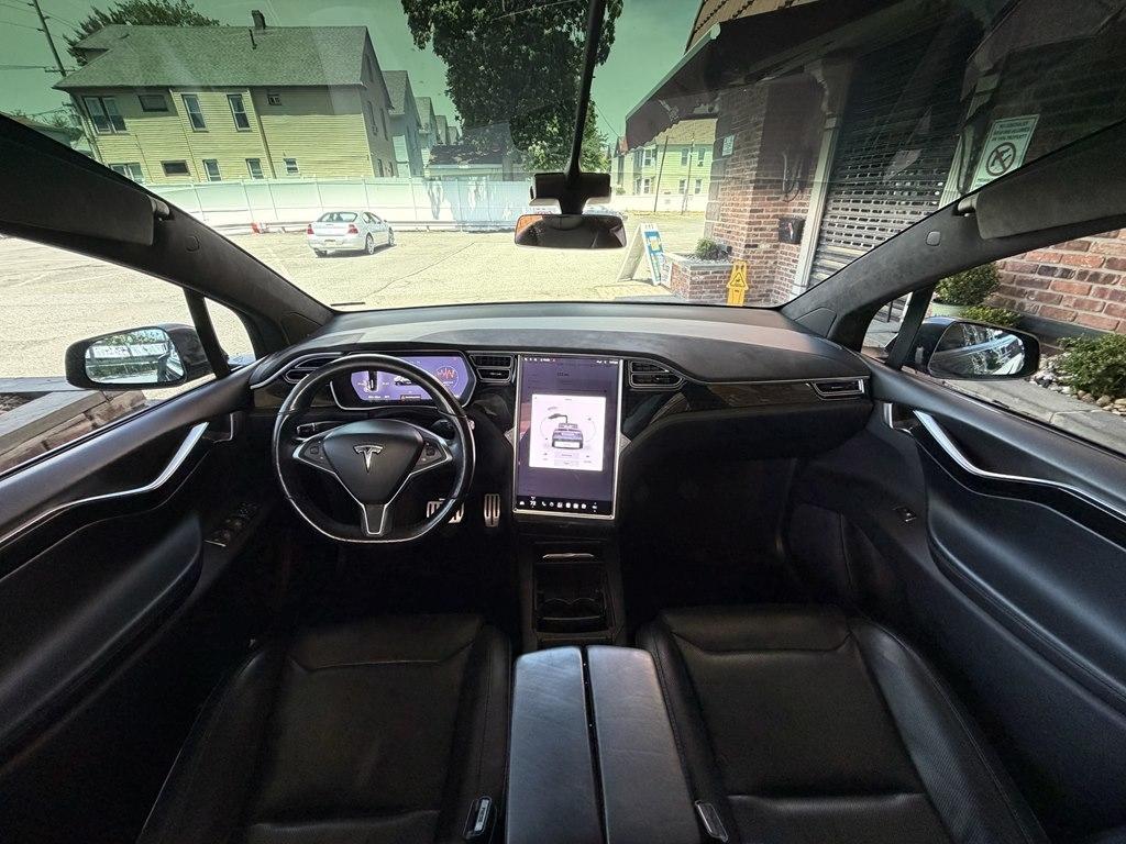 Tesla Model X  2016