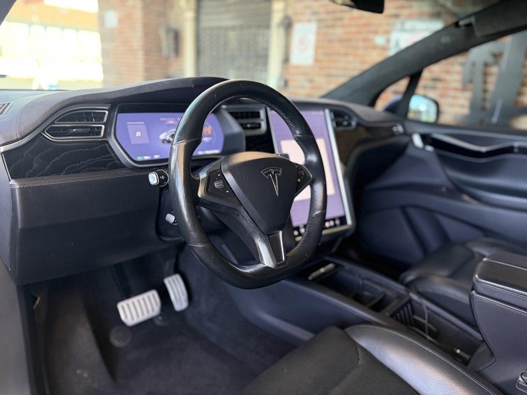 Tesla Model X  2016