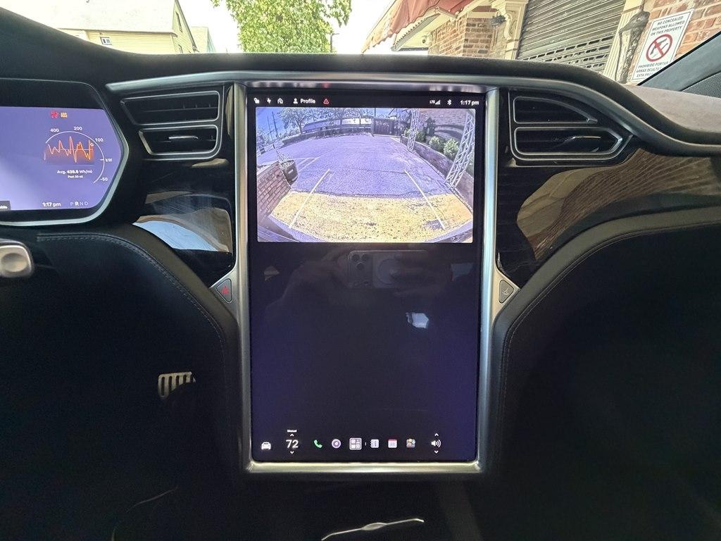 Tesla Model X  2016