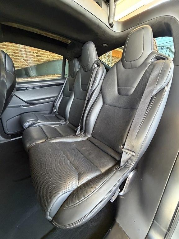 Tesla Model X  2016