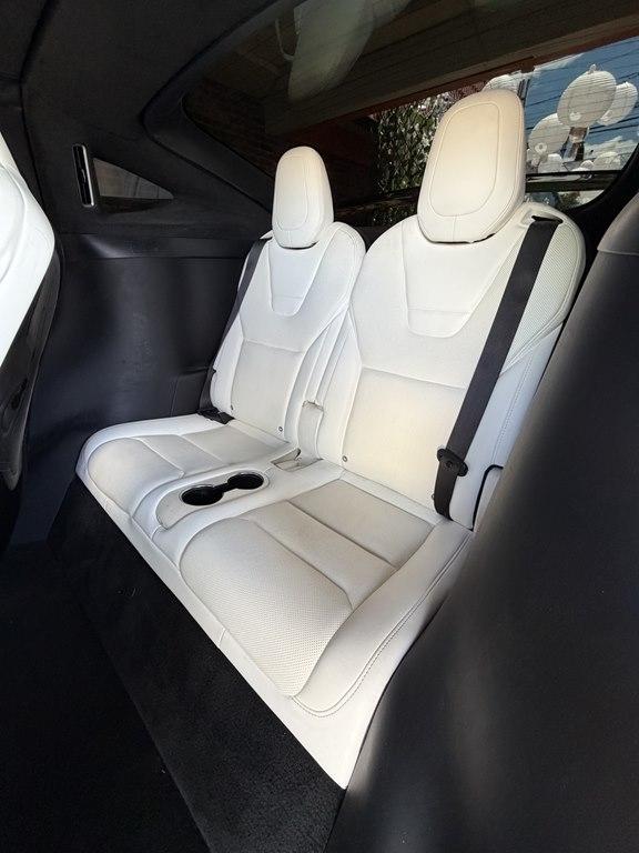 Tesla Model X  2016