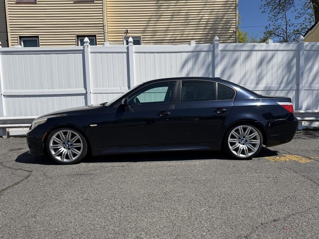 BMW 5-Series  2008