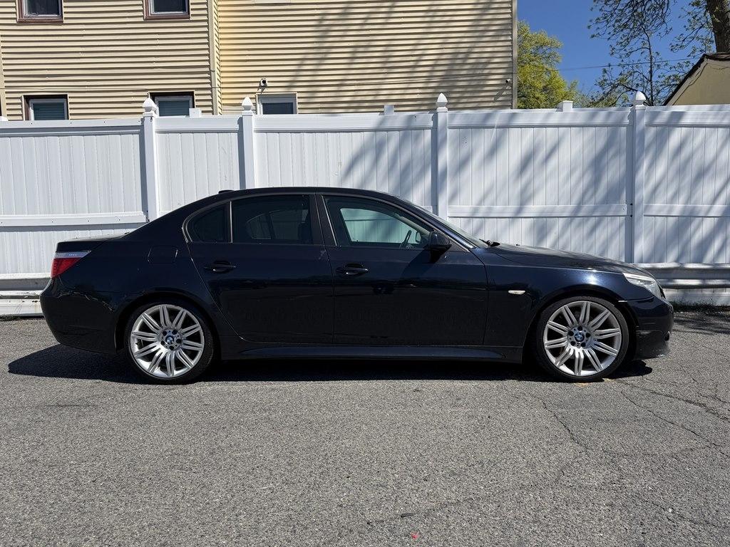BMW 5-Series  2008