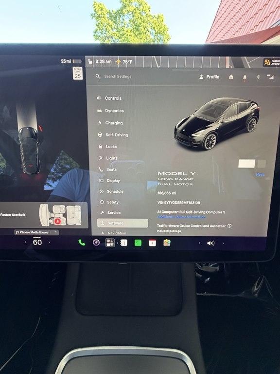 Tesla Model Y  2021