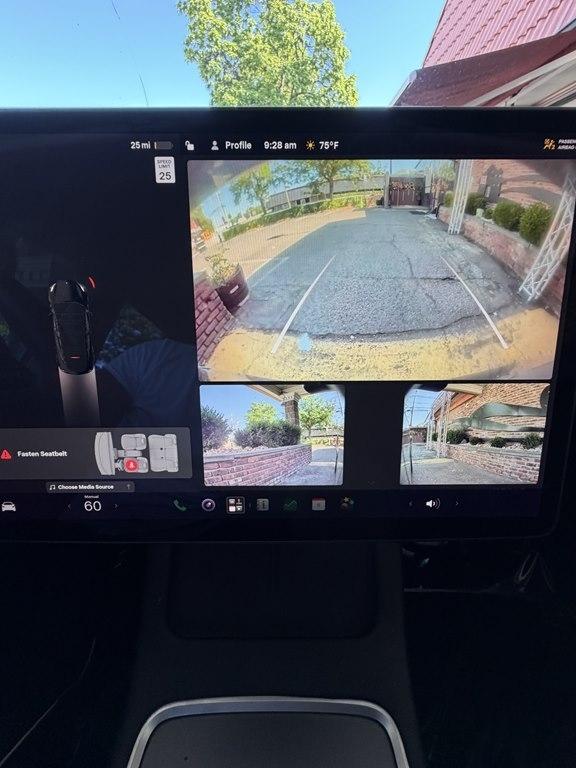 Tesla Model Y  2021