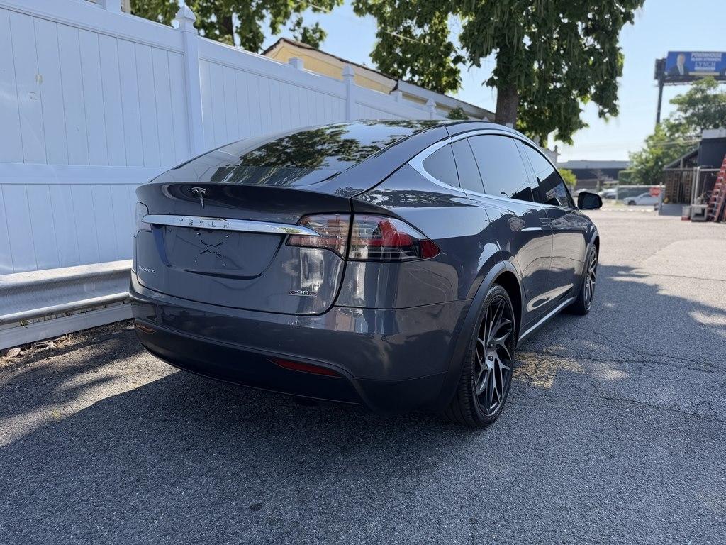 Tesla Model X  2016