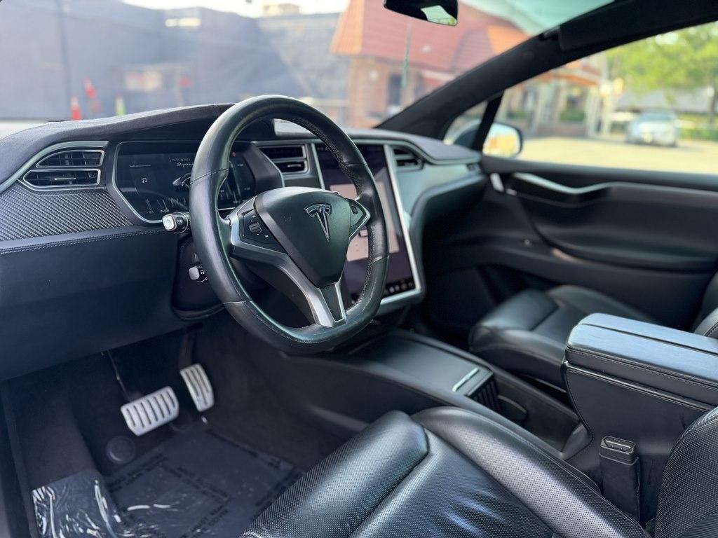 Tesla Model X  2016