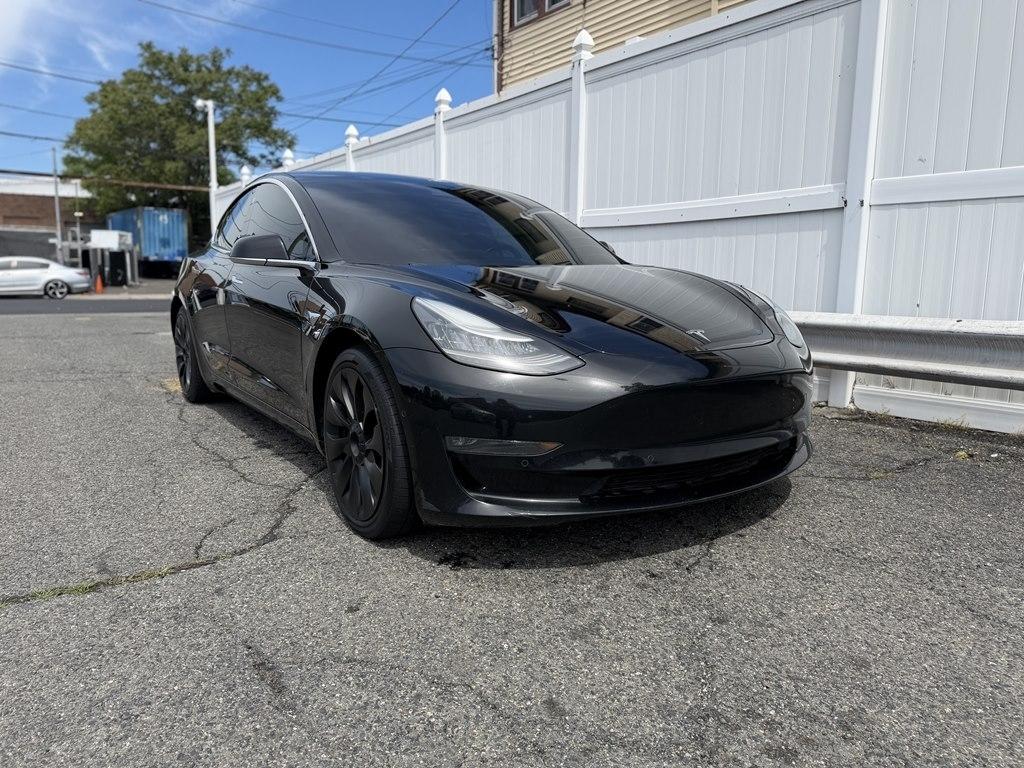 Tesla Model 3  2019
