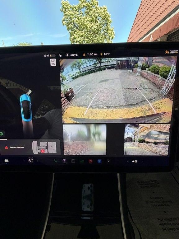 Tesla Model 3  2019