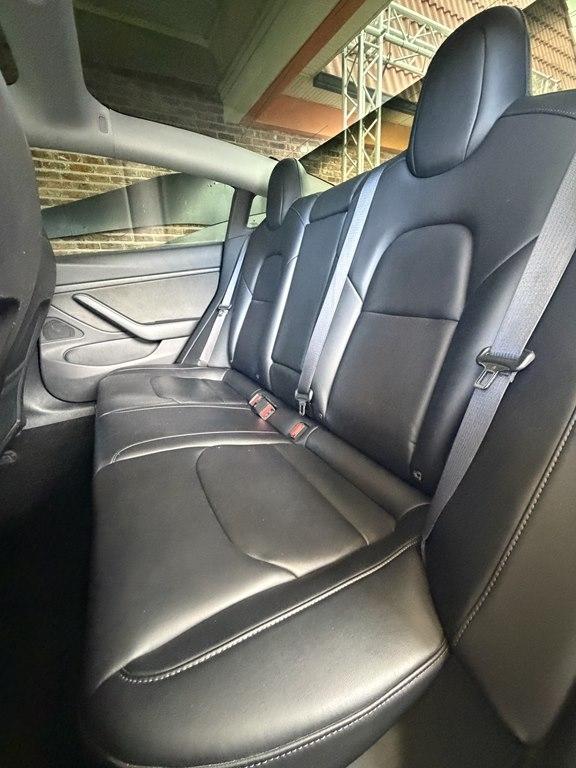 Tesla Model 3  2019