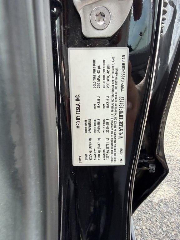 Tesla Model 3  2019