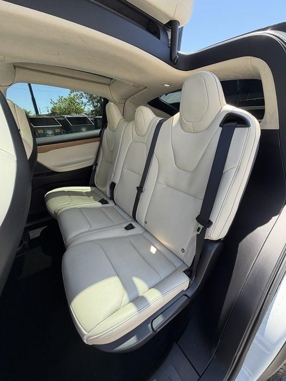 Tesla Model X  2018