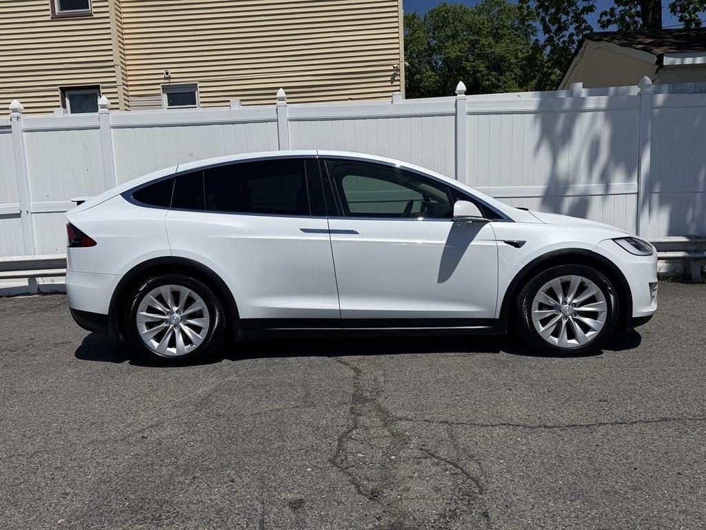 Tesla Model X  2018