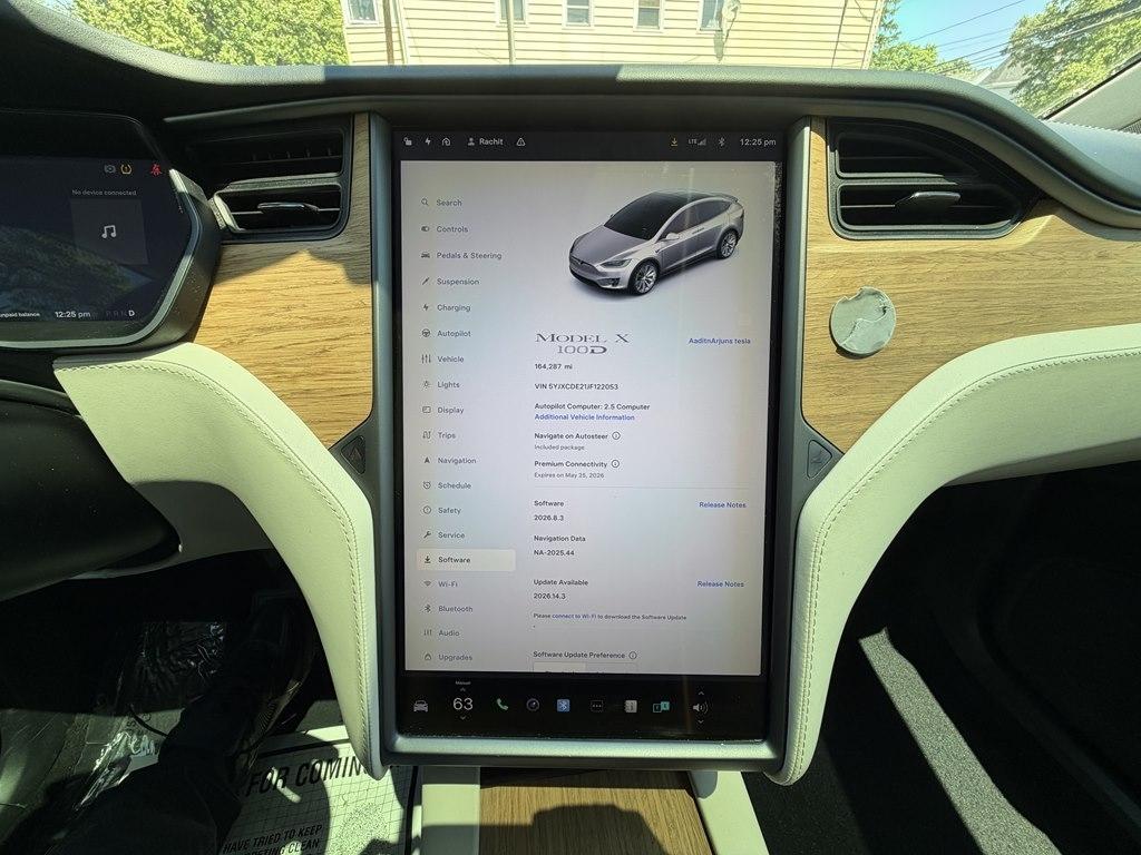Tesla Model X  2018